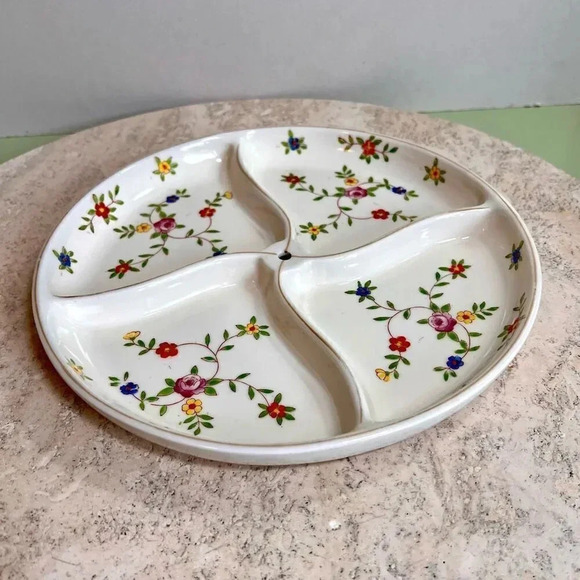 Vintage White Floral Round Four Section Divided Dish Plate Hand Painted Japan - Picture 2 of 10